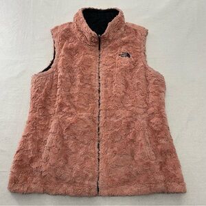 The North Face Women's Large Mossbud Fuzzy Sherpa Lined Reversible Vest Pink